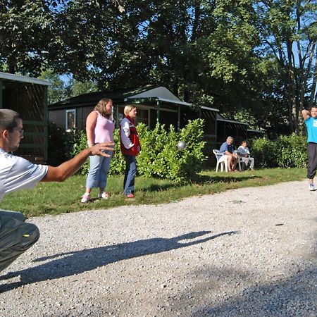 Camping Du Lac Foix Exterior photo